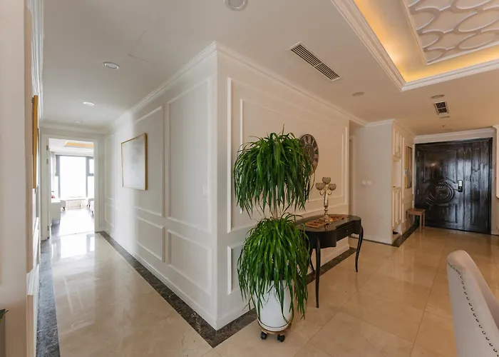 D'Leroi Soleil- Tay Ho- Near Westlake In Ha Noi